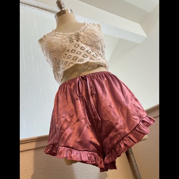 NWT Satin Soft Sexy Pink Purple Shorts - Picture 5 of 10